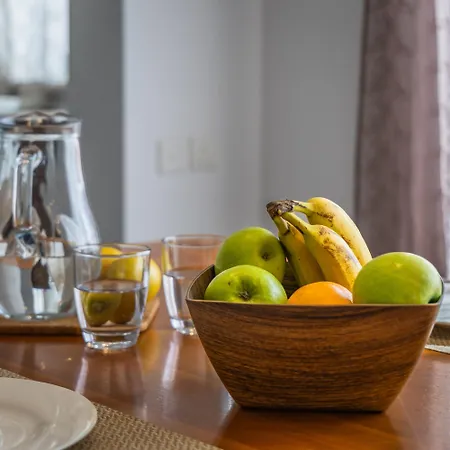 Central 3 Bedroom In Sliema, Onsite Parking Appartement